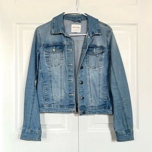 University Club Women’s denim jacket Sz M‎